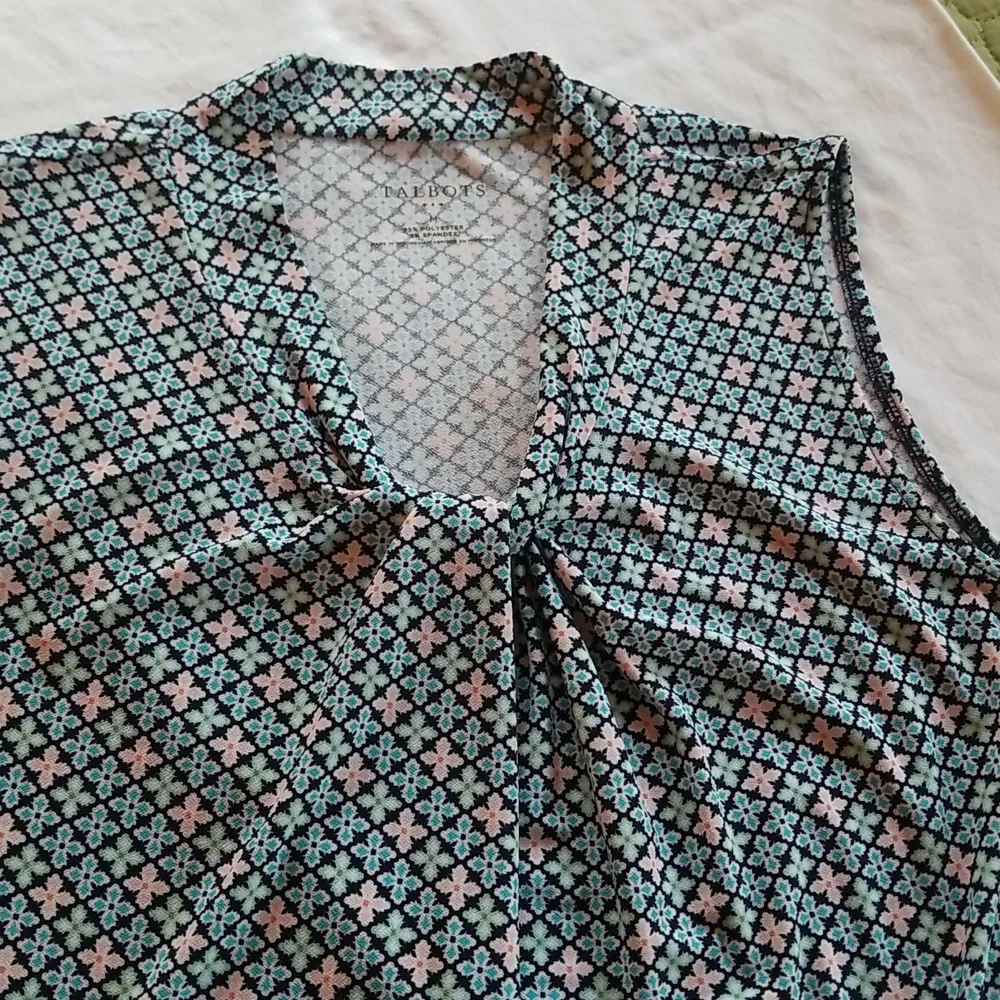 Talbots Blue, Green, and Pink Sleeveless Patterned Top, Size M, Worn Twice - Picture 4 of 8